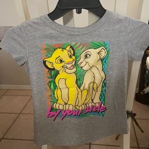Disney kids t-shirt excellent condition